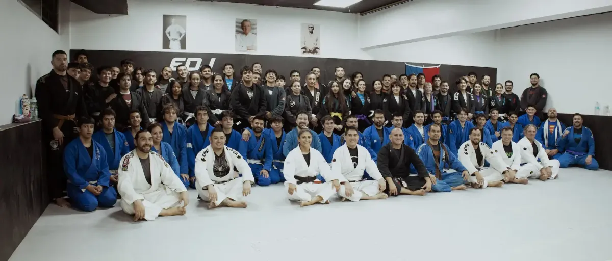 Clase de Jiu Jitsu para Adultos en EDJ Chile